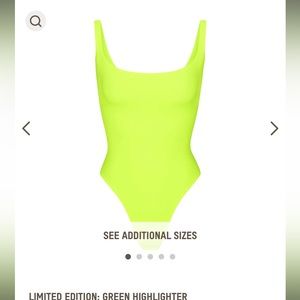 NWT- Skims Scoop Neck Bodysuit